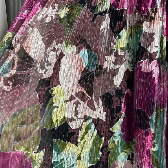 SLNY Vibrant Floral Dress - Picture 2 of 4